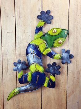 Gecko mit Befestigungsösen für die Wand grün blau 50 cm / Metall
