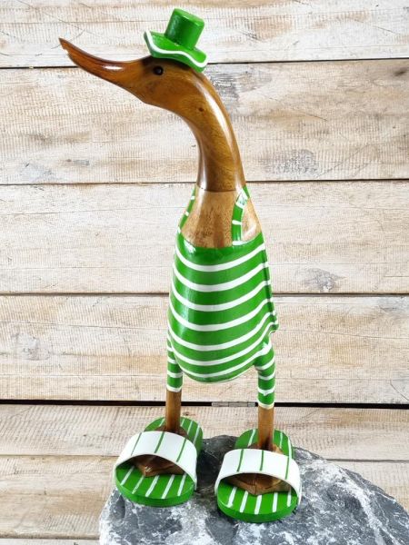 Strandente "Mann" aus Bambus mit Badelatschen - grün weiß gestreift / Teak  40 cm