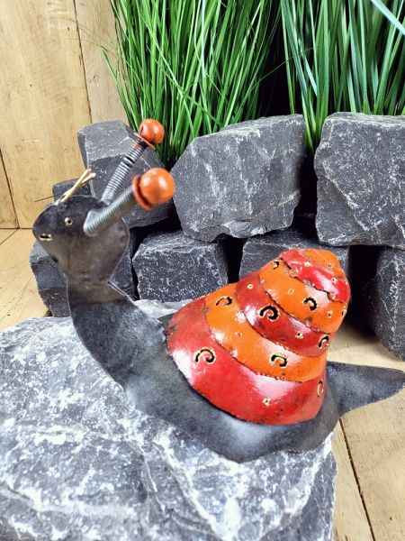 Schnecke Walburga silberfarben rot 28 cm / Metall